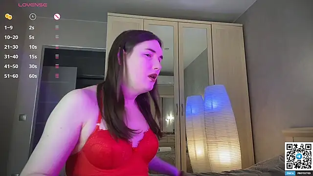 Maria Bowie online show from March 8, 7:55 am