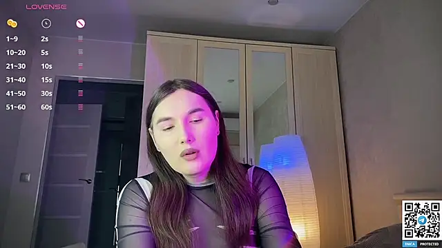 Maria Bowie online show from March 30, 7:21 am