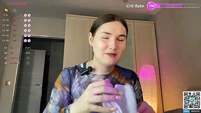 Snapshot of Maria_Bowie chatting on September 15, 7:42 am Maria Bowie online show from September 15, 7:42 am