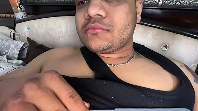 Rhythm Rhyme online show from January 13, 2:04 am