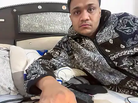 Rhythm Rhyme online show from January 11, 7:32 pm