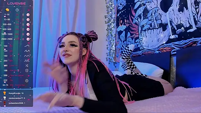 Snapshot of kissthasky chatting on December 29, 7:43 pm kissthasky online show from December 29, 7:43 pm