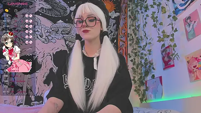 Snapshot of kissthasky chatting on October 12, 7:04 pm kissthasky online show from October 12, 7:04 pm