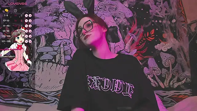 Snapshot of kissthasky chatting on November 8, 3:59 pm kissthasky online show from November 8, 3:59 pm