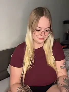 AnnaLenaaa online show from December 4, 1:58 pm