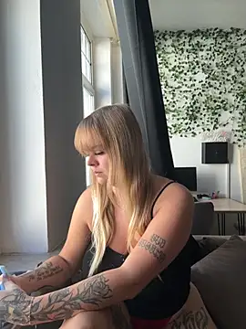 AnnaLenaaa online show from September 23, 9:05 am