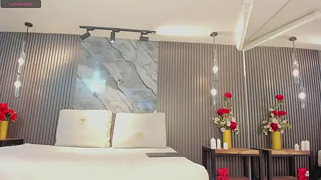 julietha taylor online show from March 7, 3:13 am