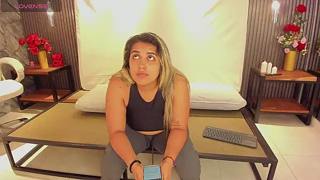 julietha taylor online show from March 19, 1:38 am