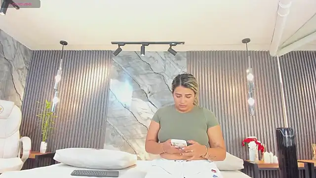 julietha taylor online show from January 13, 1:53 am