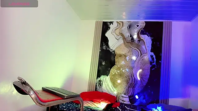 Gabyqueen70 online show from March 17, 5:32 am