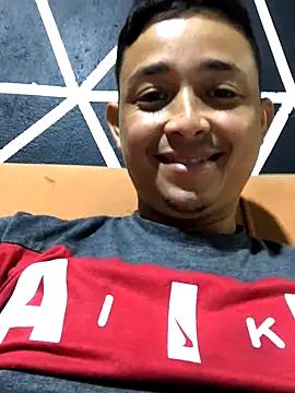 isacalejandroo online show from September 23, 1:56 am