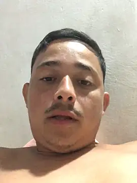 isacalejandroo online show from February 26, 1:36 am