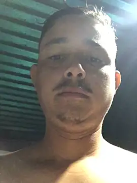 isacalejandroo online show from September 21, 4:23 pm