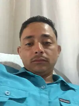 isacalejandroo online show from February 20, 1:30 pm