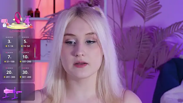 tiffannyjons online show from February 11, 6:08 pm