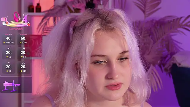 tiffannyjons online show from December 21, 6:09 pm