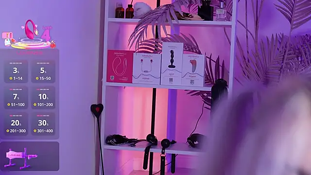 tiffannyjons online show from December 15, 6:03 pm