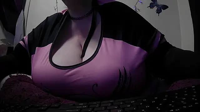 Alli Kat online show from January 7, 2:22 pm