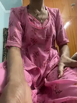HotRiyacpl online show from December 18, 4:55 pm