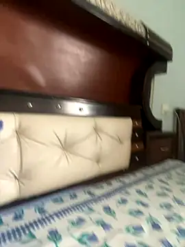 Snapshot of HotRiyacpl chatting on October 26, 9:20 am HotRiyacpl online show from October 26, 9:20 am