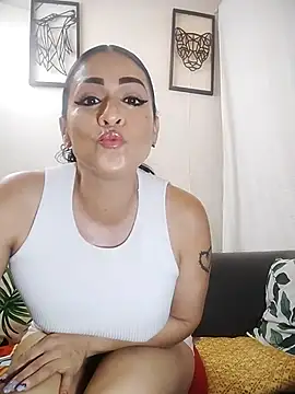 Rosy sexxx online show from February 16, 11:35 pm