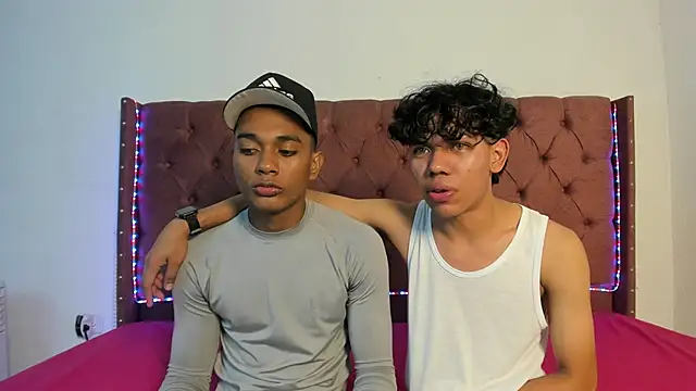 boys yourparty online show from January 14, 1:09 am