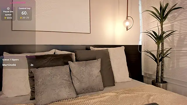 SophieBlake online show from November 23, 6:07 pm