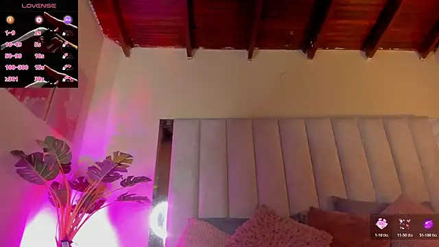 Snapshot of lil_hanna18 chatting on November 10, 7:41 pm lil hanna18 online show from November 10, 7:41 pm