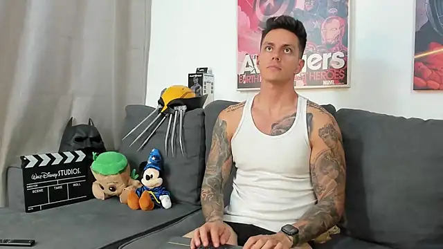 Snapshot of JeanBroc chatting on June 22, 7:00 pm JeanBroc online show from June 22, 7:00 pm