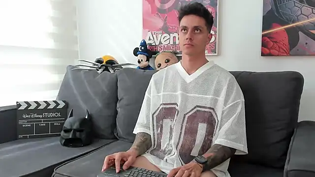 JeanBroc online show from November 6, 8:02 pm