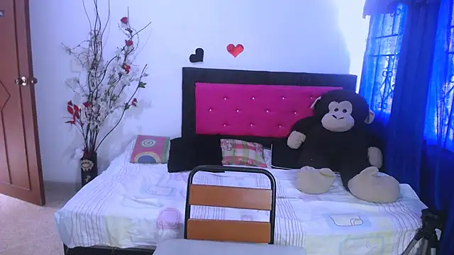 Snapshot of angel_barbie_1 chatting on December 2, 3:36 pm angel barbie 1 online show from December 2, 3:36 pm