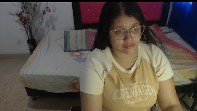 Snapshot of angel_barbie_1 chatting on September 25, 2:45 pm angel barbie 1 online show from September 25, 2:45 pm