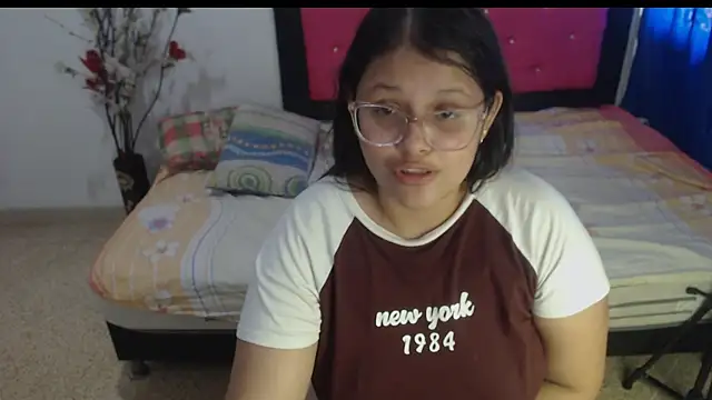 Snapshot of angel_barbie_1 chatting on September 22, 3:40 pm angel barbie 1 online show from September 22, 3:40 pm