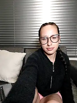 milena 23x online show from February 13, 7:03 am