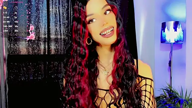 dollswit01 online show from March 28, 9:05 pm