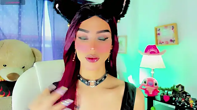 Snapshot of dollswit01 chatting on February 9, 4:29 pm dollswit01 online show from February 9, 4:29 pm