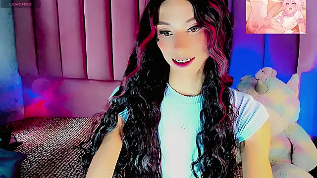 dollswit01 online show from April 5, 5:08 pm