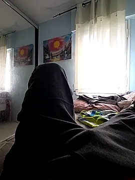 Chneor28 online show from February 1, 9:40 am