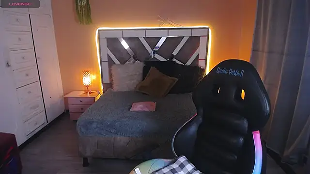 Scarllett BDSM online show from December 3, 4:42 am