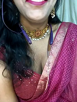 Lovely12streaming online show from November 2, 10:04 pm