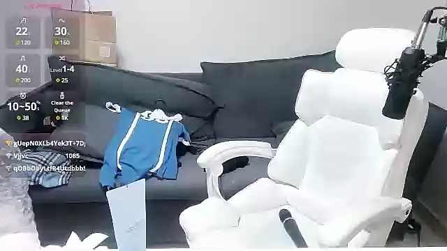 Snapshot of meow_S2 chatting on February 14, 10:17 am meow S2 online show from February 14, 10:17 am