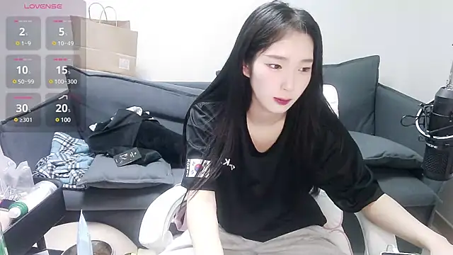 Snapshot of meow_S2 chatting on February 19, 5:38 pm meow S2 online show from February 19, 5:38 pm