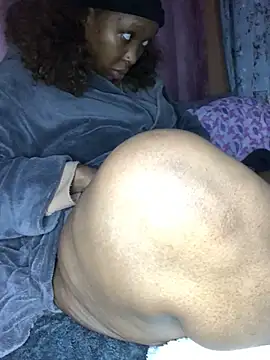 Sexyass242 online show from May 31, 7:58 pm