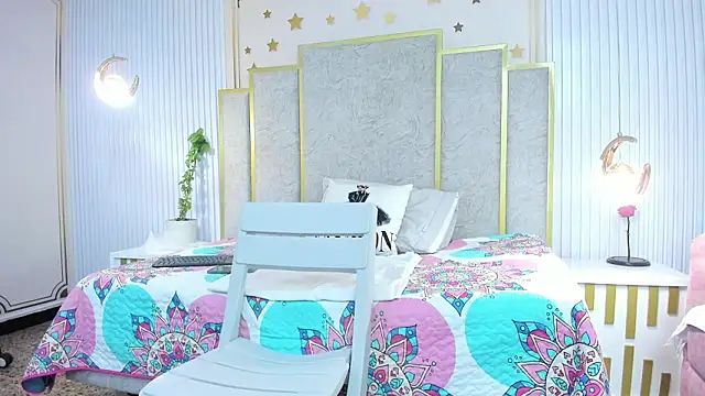 love mommy online show from February 28, 7:46 pm