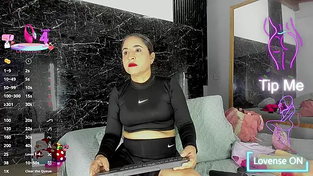 Yaya    11 online show from January 13, 4:16 am