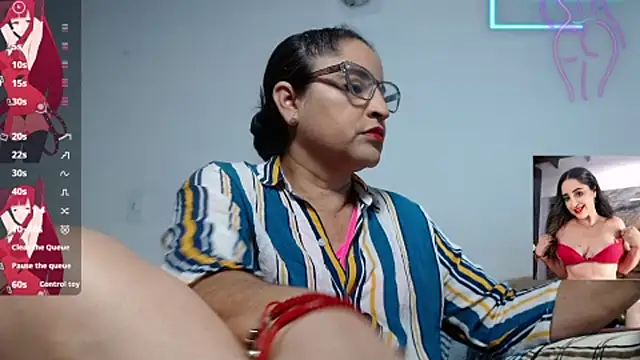 Yaya    11 online show from March 16, 8:55 pm