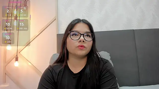 SophieHarris  online show from February 25, 6:19 pm