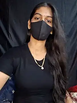 Snapshot of Garima_G chatting on December 4, 12:02 am Garima G online show from December 4, 12:02 am