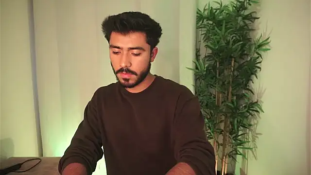 dam0n fr0st online show from March 18, 9:37 pm