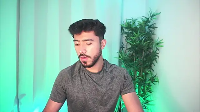 dam0n fr0st online show from May 7, 6:55 pm